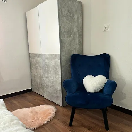 Apartment Mali Mate *