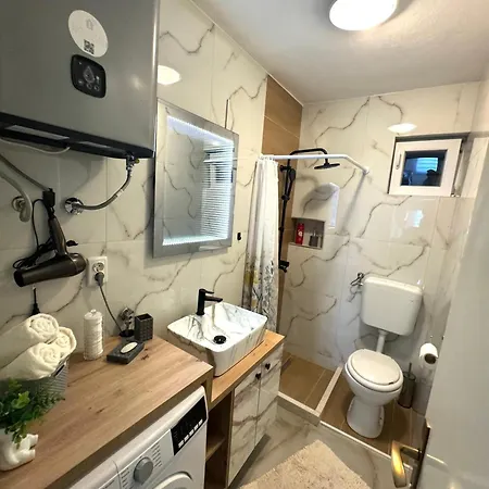 Apartment Mali Mate *