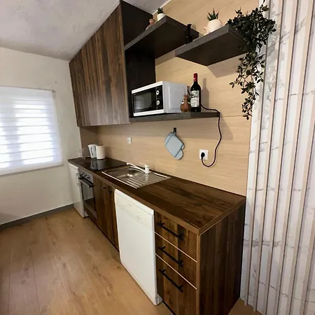 Mali Mate Apartment *